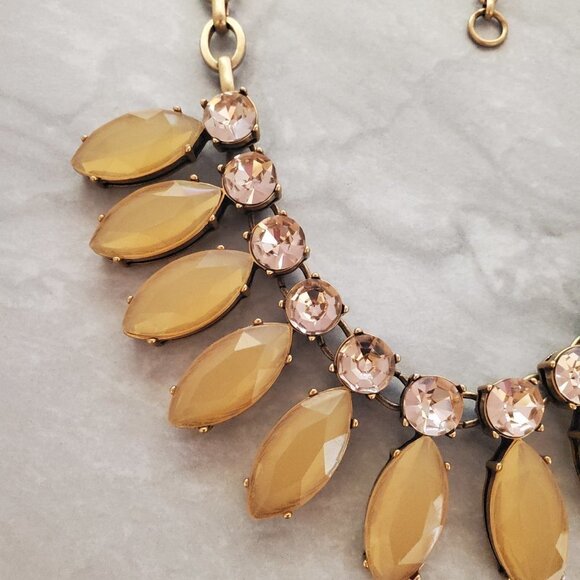 ✨ J.Crew Large Jumbo Rhinestone Crystals Pink Taupe Statement Necklace ✨ - Picture 7 of 16